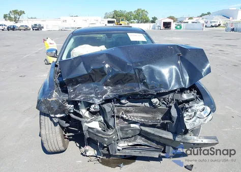 2008 Chrysler 300C Hemi из США, поврежденный, VIN 2C3KA63H68H335060